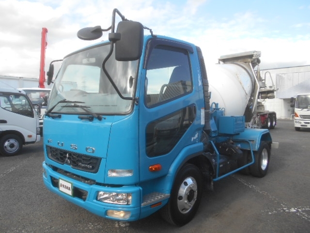 [コンクリートミキサー車] H28 ファイター カヤバ製MR1640 容量3.2立米 積載3.55t 走行8.6万㎞ ワンオーナー 車検付