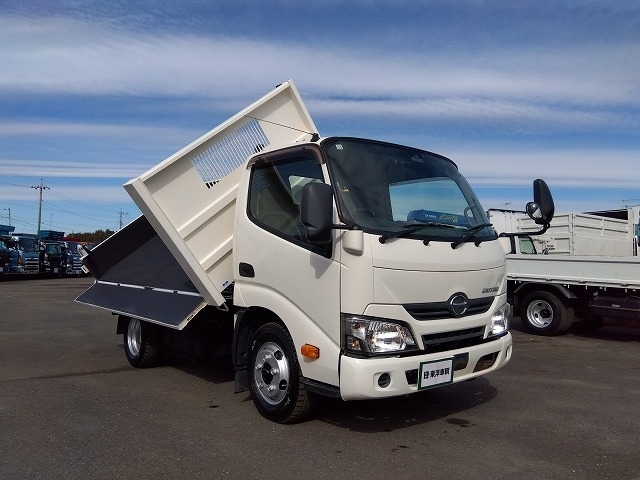 [3転ダンプ] H30 デュトロ 新明和製 右側電動サイドゲート付 4ナンバー 積載2t 走行2.9万㎞