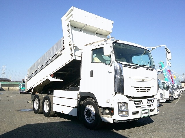 [大型ダンプ] H29 ギガ 新明和製 積載9.2t 530×230ボディ 380馬力 走行43万㎞台 車検付