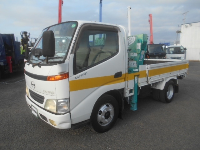 [簡易クレーン付平ボディ] H13 デュトロ 前田製作所製 5段ラジコン 積載2t 4ナンバー 走行8万㎞ 車検付