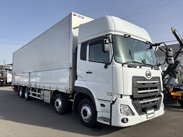 [アルミウイング] R2 クオン トレクス製 4軸低床 積載13.7t ハイルーフ 後輪エアサス ATシフト 走行75.1万㎞