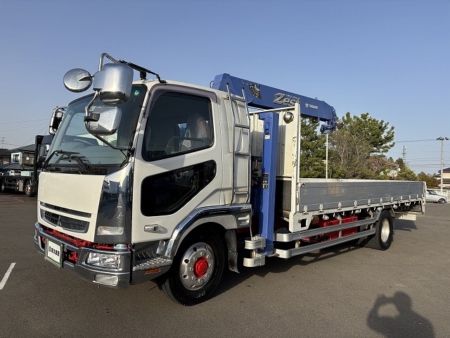 [クレーン付ハイジャッキ] H22 ファイター タダノ5段ラジコン 積載6.9t 約6mワイドボディ 走行8万㎞ 歩み板 車検付