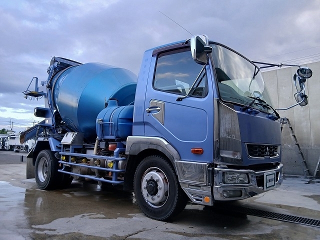 [コンクリートミキサー車] H27 ファイター 新明和製 増トン 容量6.3立米 積載7.88t 240馬力 走行15.5万㎞ 車検付